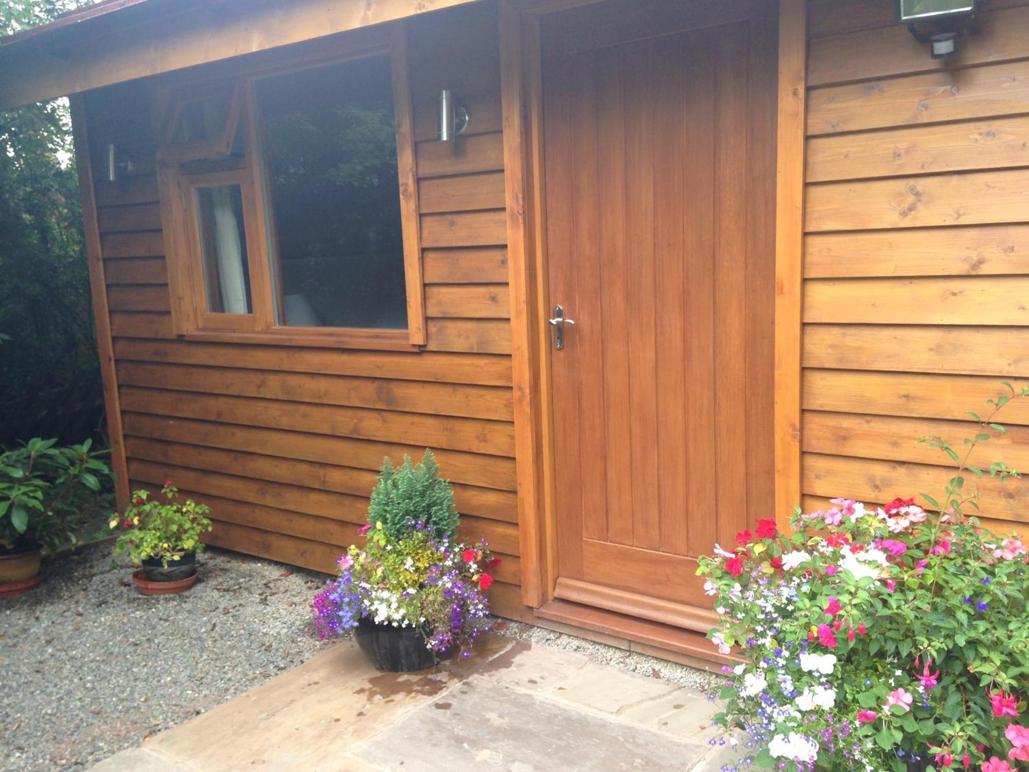 Manor Garden Lodge Wirral Exterior foto